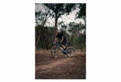 Eclairage Avant Knog PWR Mountain 2000 Lumens Noir -Éclairage Vélo Soldes Boutique unnamed file 1892