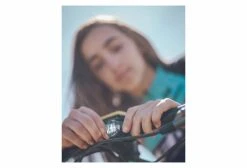 Eclairage Avant Lezyne Femto USB Rouge -Éclairage Vélo Soldes Boutique unnamed file 656